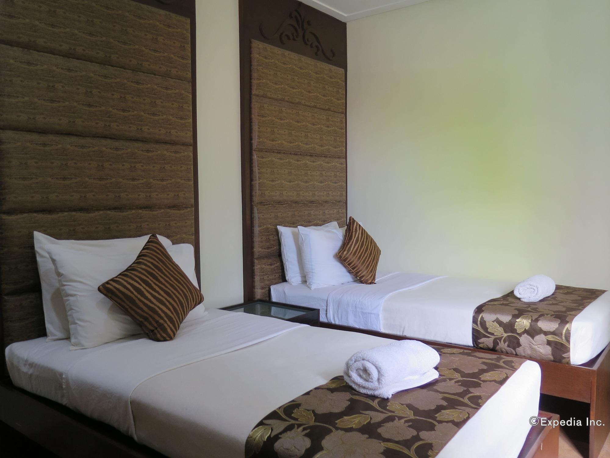 717 Cesar Place Hotel Tagbilaran City Exterior foto