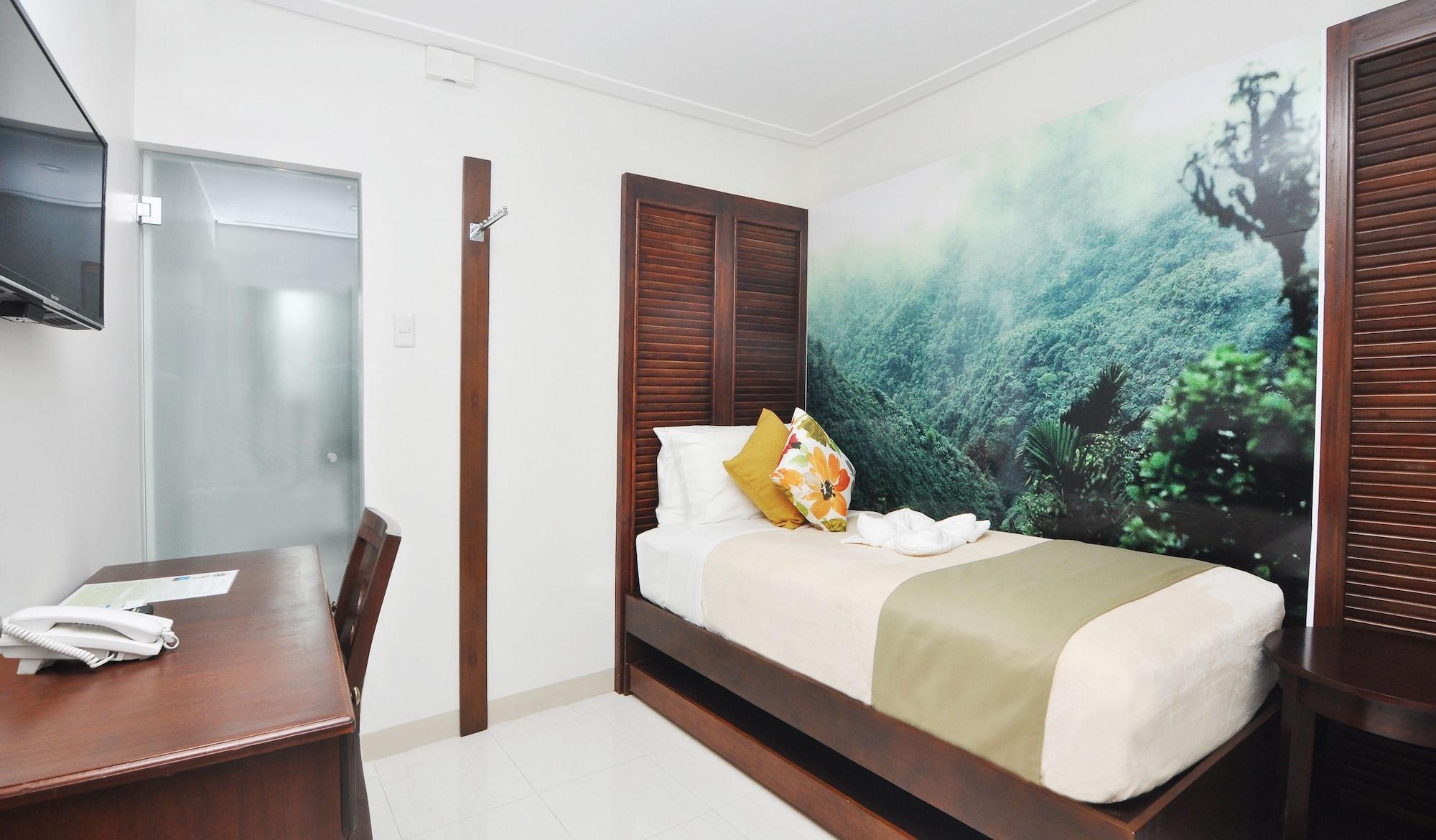 717 Cesar Place Hotel Tagbilaran City Exterior foto